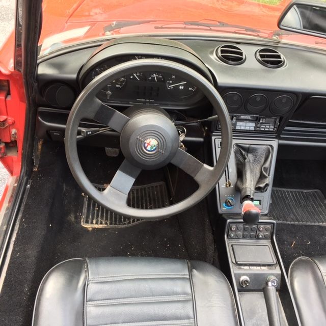 alfa romeo spyder convertable