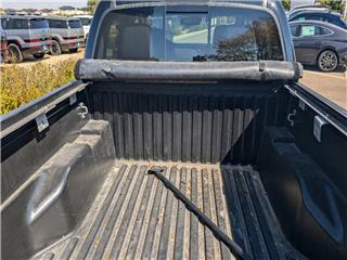 2021 Toyota Tacoma sr v6