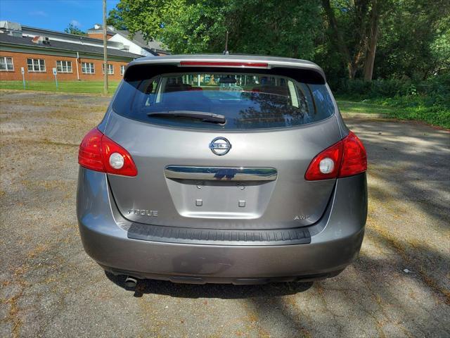 2011 nissan rogue s