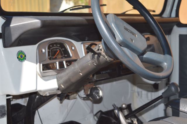 toyota bandeirante