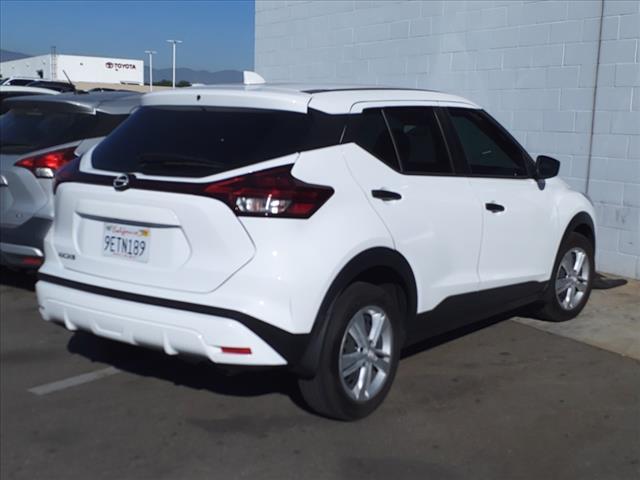 2023 nissan kicks s