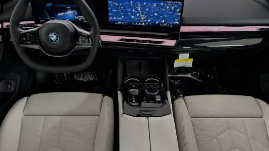 2024 BMW i5