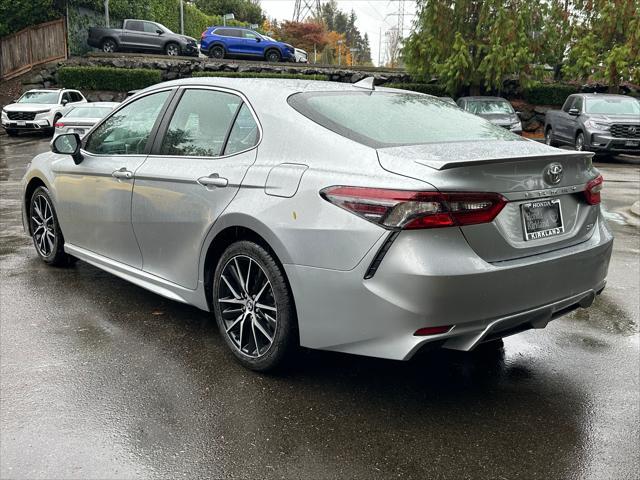2023 toyota camry se