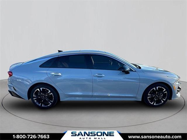 2022 kia k5 gt-line