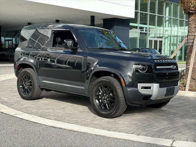 2023 land rover defender 90 se