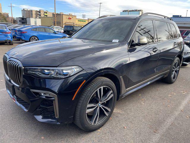 2022 bmw x7 m50i