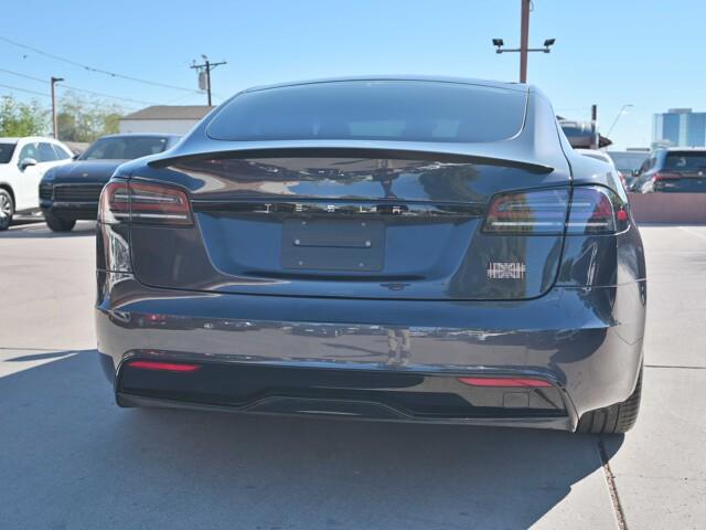 2024 tesla model s plaid
