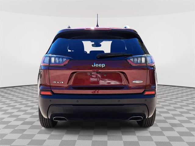 2021 jeep cherokee latitude lux