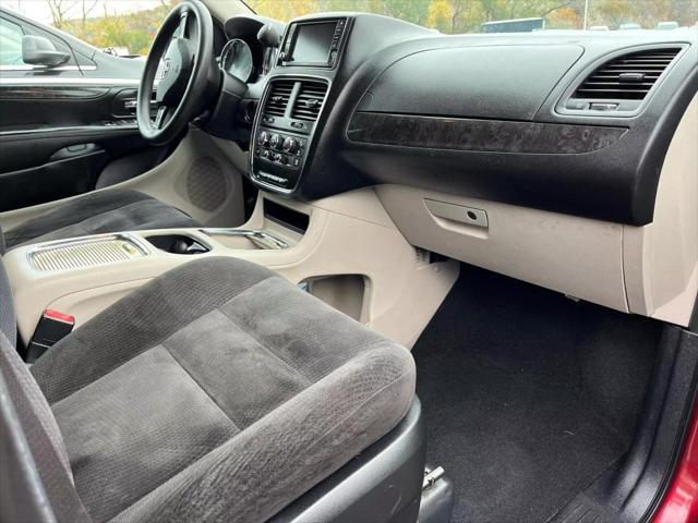 2014 dodge grand caravan sxt
