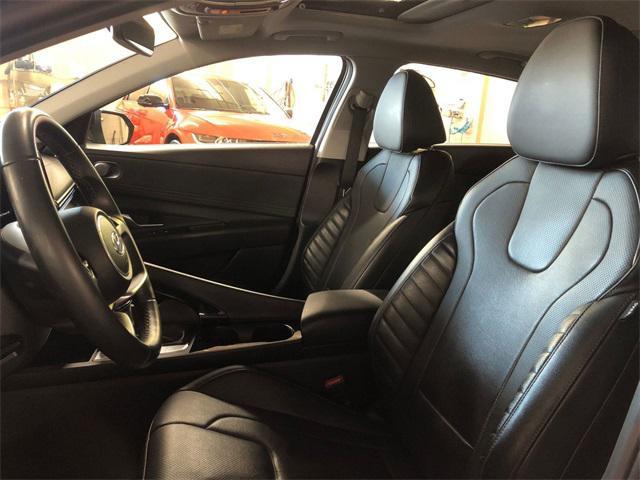 2022 hyundai elantra limited