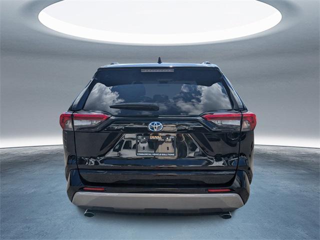 2022 toyota rav4 hybrid se