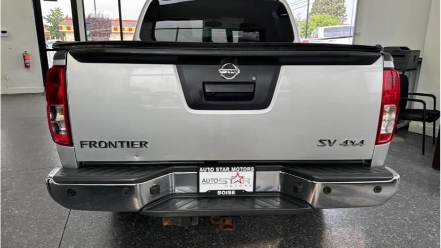 2013 nissan frontier sv