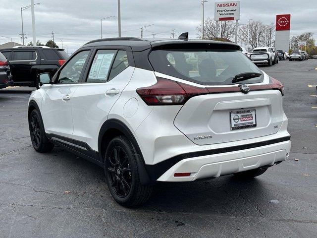 2023 nissan kicks sr