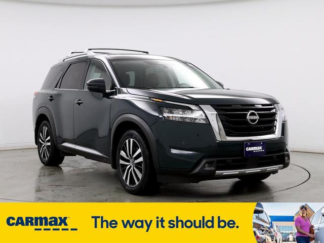 2023 nissan pathfinder platinum