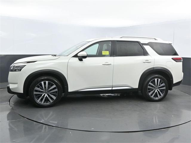 2022 nissan pathfinder platinum