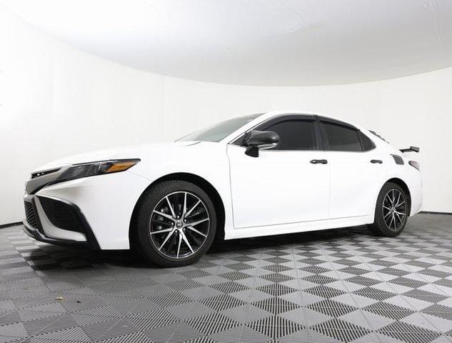 2024 toyota camry se