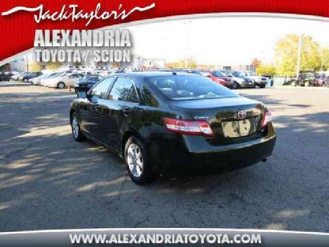 2011 toyota camry le in alexandria, va