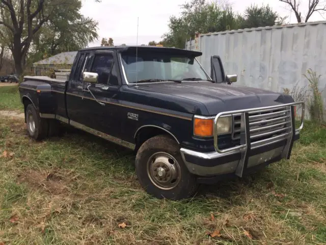 1988 ford f350 xlt lariat (1 ton) with extended cab