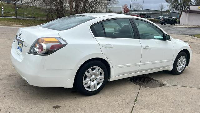 2012 nissan altima 2.5 s