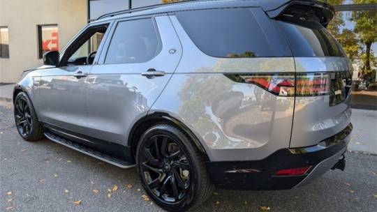 2023 land rover discovery p300 s r-dynamic