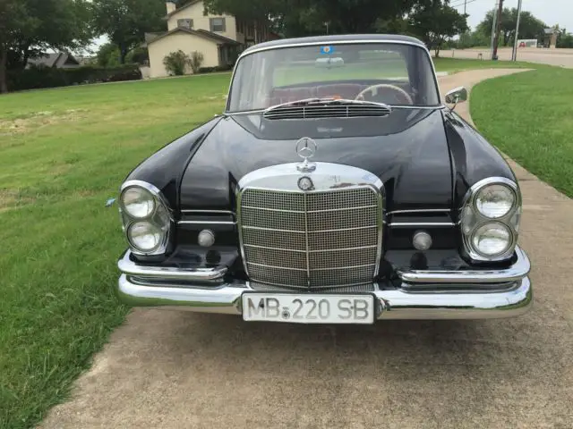 classic 1962 220s - beautiful shape - great daily driver - air condition
