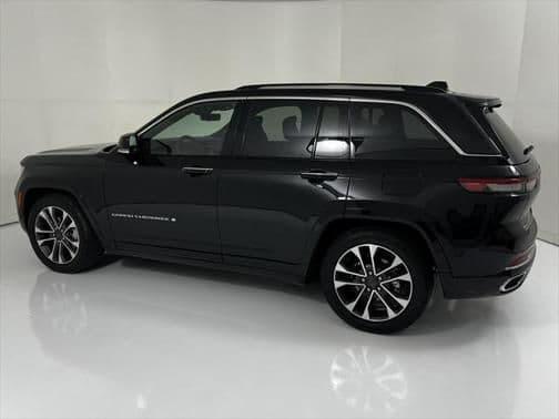 2023 jeep grand cherokee overland in finley, washington