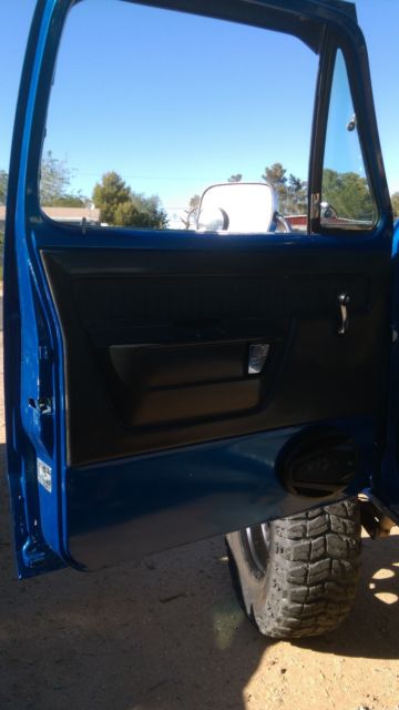 1978 dodge powerwagon. lifted short bed 4x4