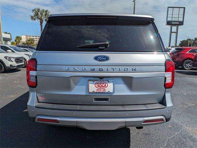 2022 ford expedition xlt