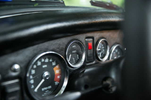 1970 convertible red mg midget- rally car