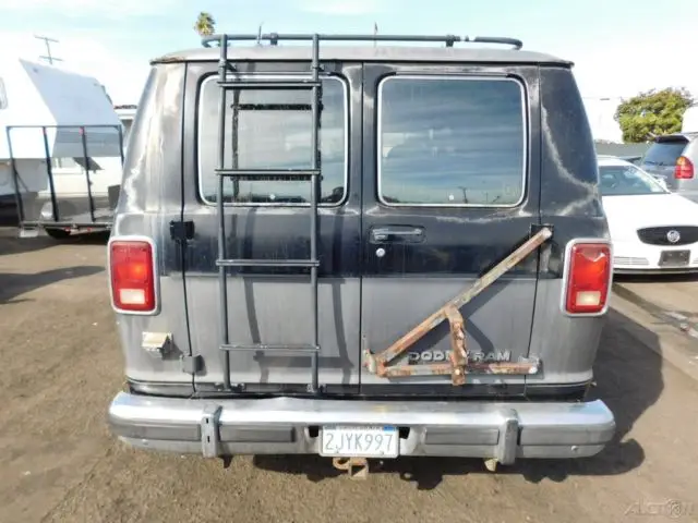 1988 dodge ram van 8-cylinder gas no reserve