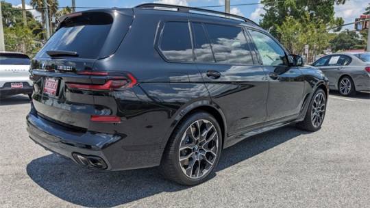 2025 BMW X7