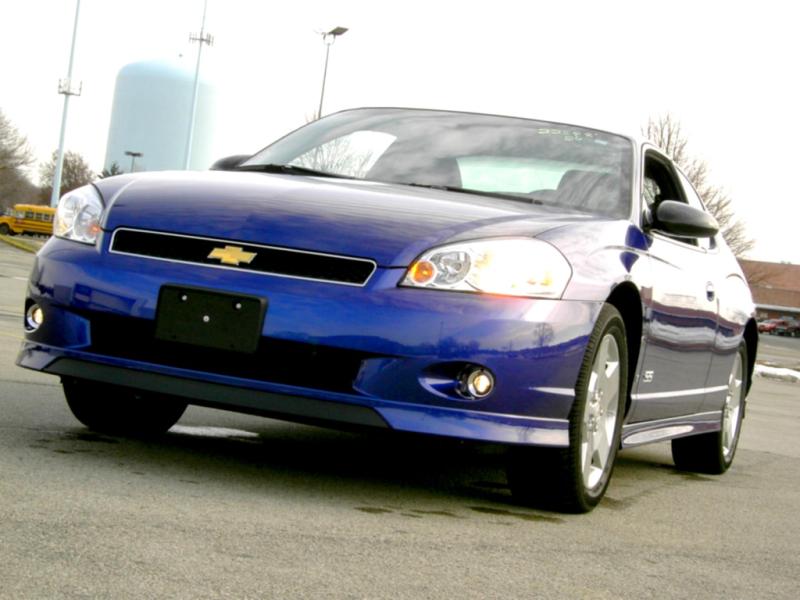 2003 Chevrolet Monte Carlo