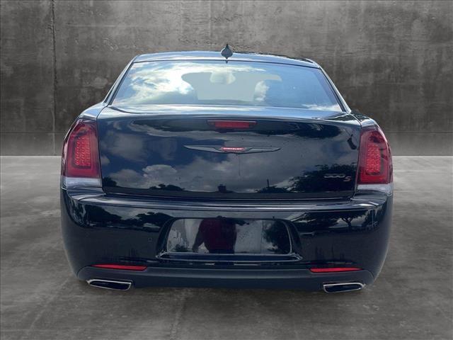 2023 chrysler 300 s