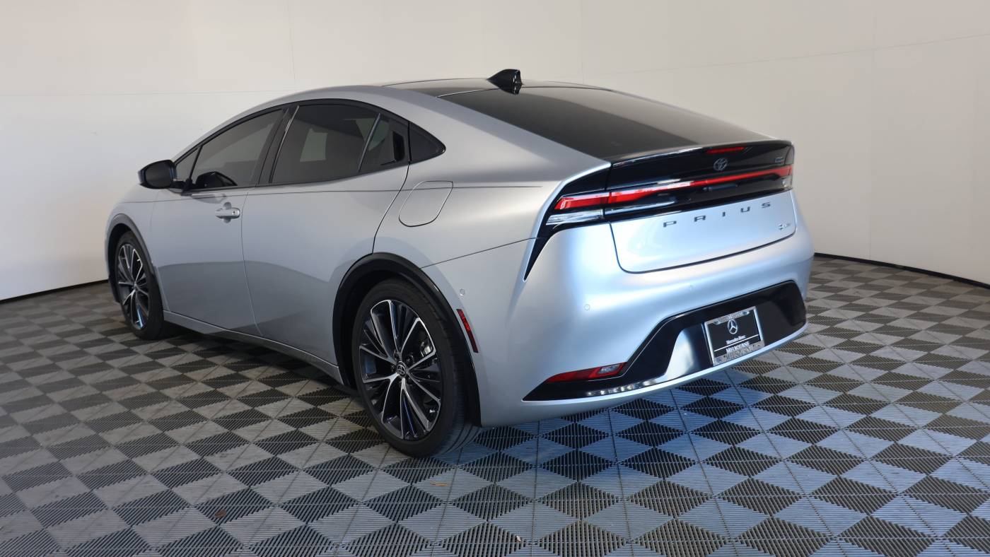 2024 toyota prius limited
