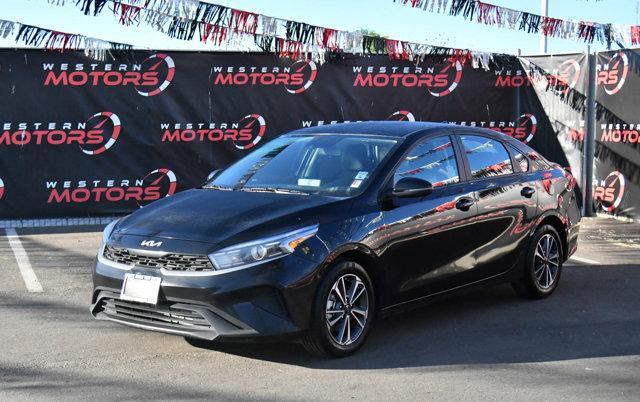 2024 kia forte lxs