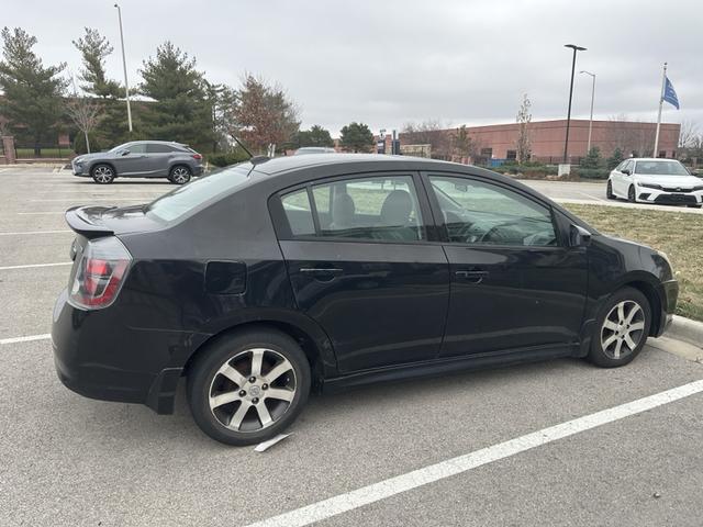 2011 nissan sentra 2.0 sr