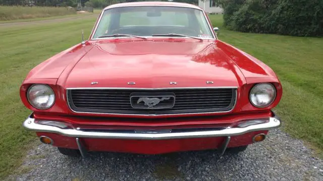 1966 ford mustang convertible base model original 6 cylinder + auto transmission