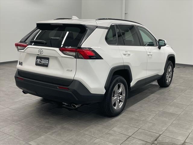 2023 toyota rav4 xle