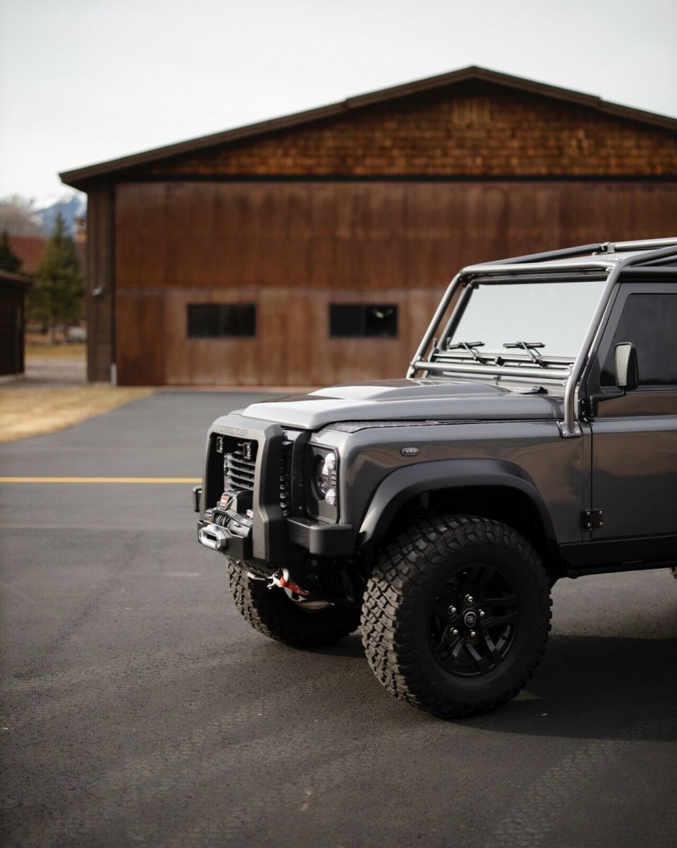 custom land rover defender 110 crew cab ls3 6.2l (puma body)