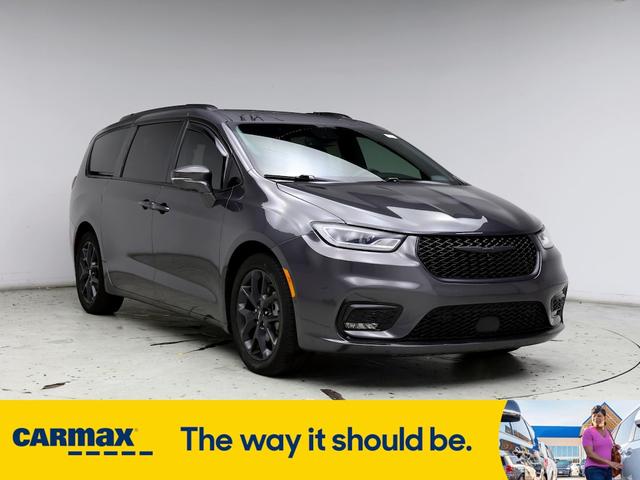 2022 chrysler pacifica limited