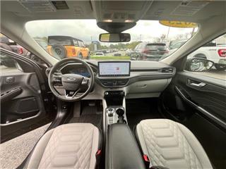 2023 Ford Escape base