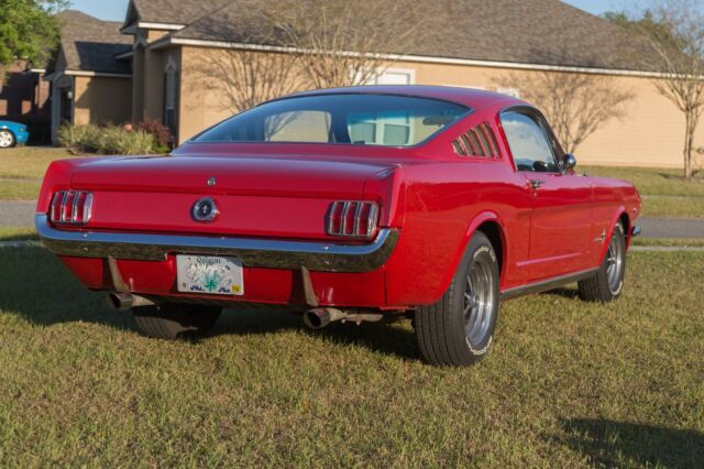 1965 ford mustang fastback 2+2 ready to go!