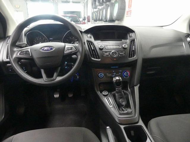 2017 ford focus s