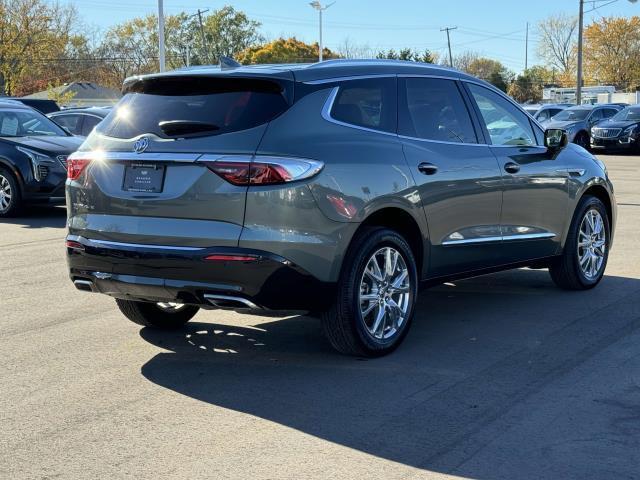 2023 buick enclave essence awd