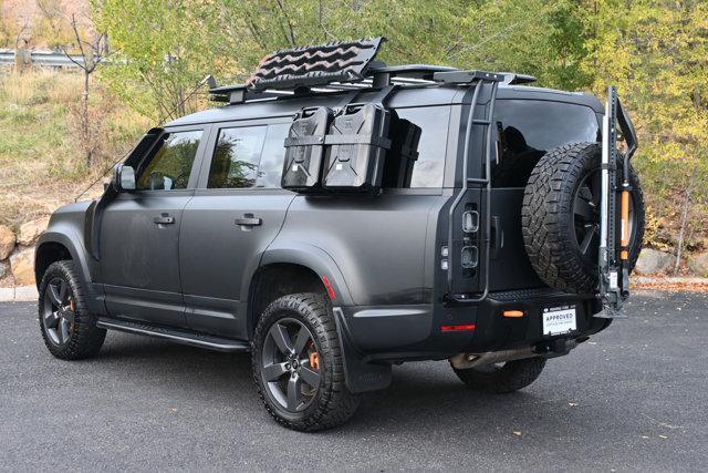 2023 land rover defender 130 se