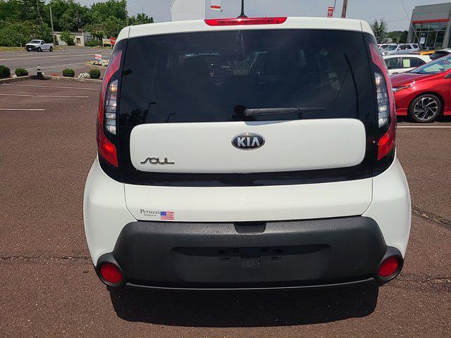 2016 kia soul base