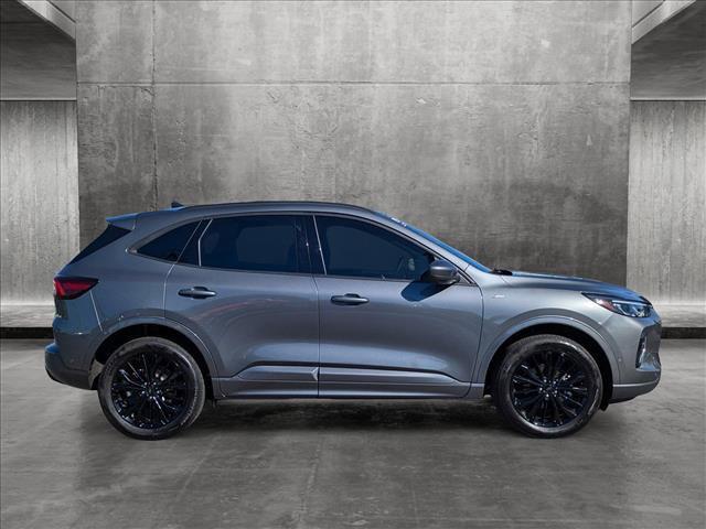 2023 ford escape st-line elite