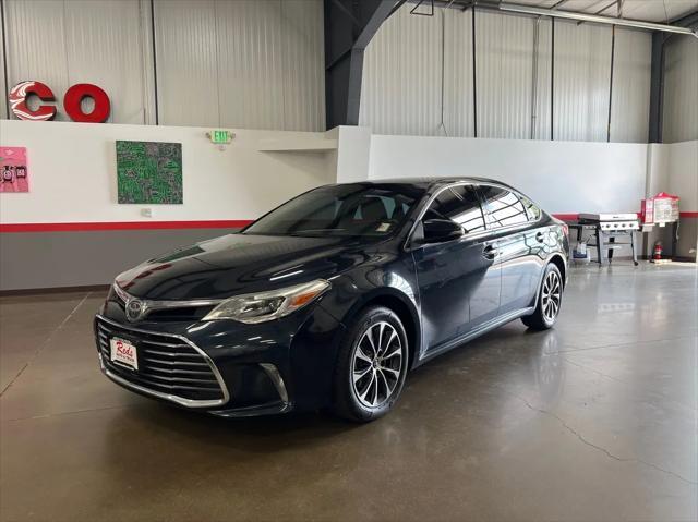 2018 toyota avalon xle