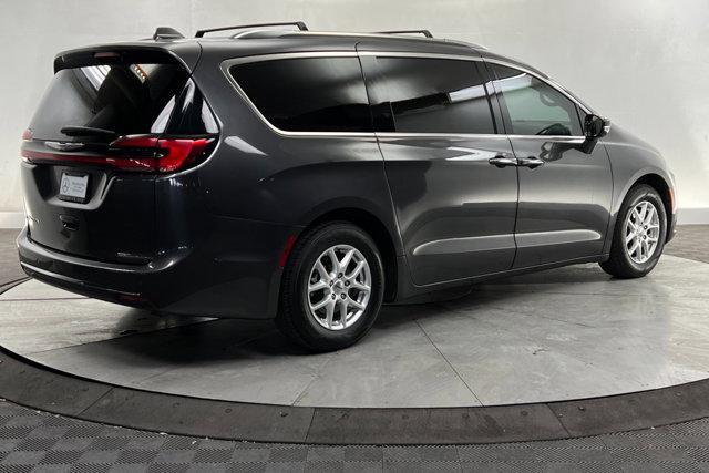 2021 chrysler pacifica touring l