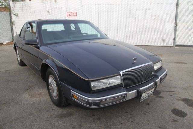 1988 buick riviera, automatic 6 cylinder no reserve